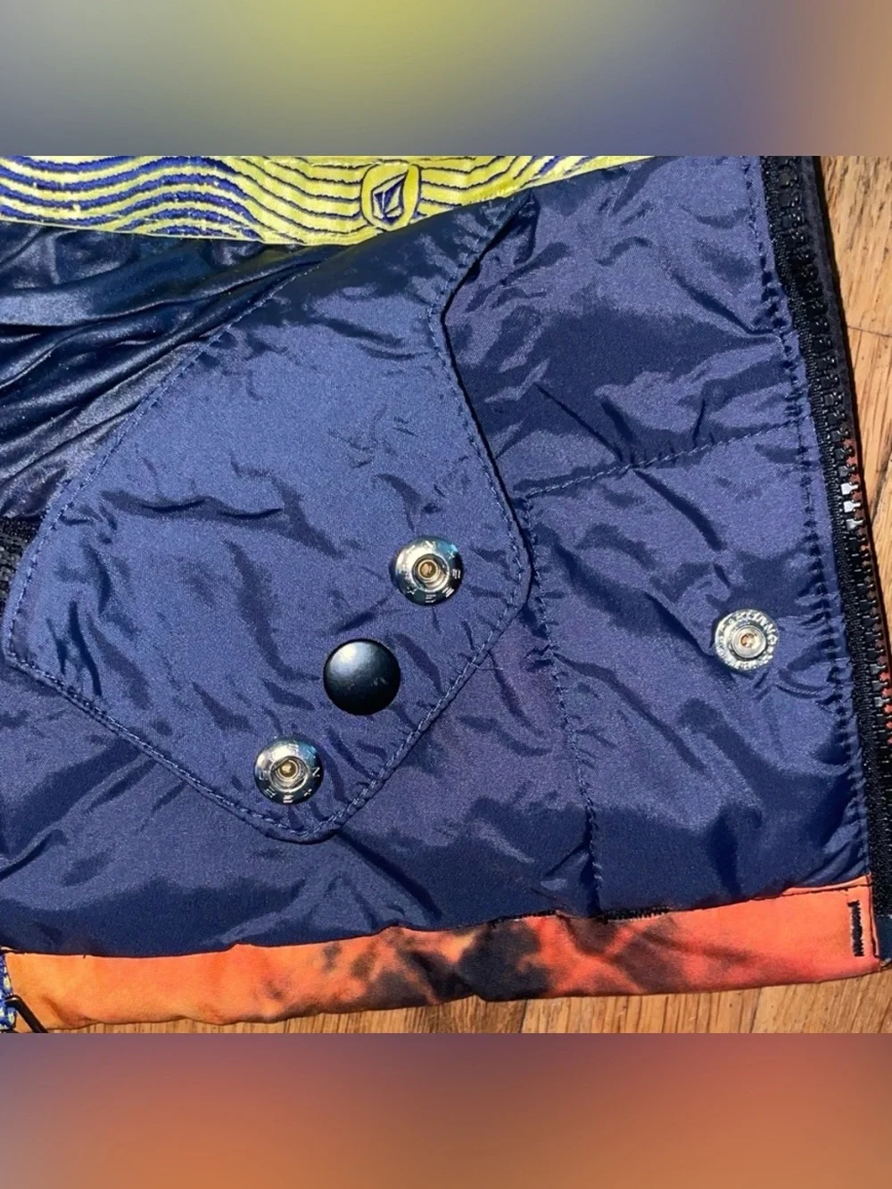 Volcom Snow Jacket - Youth Large - Orange Black